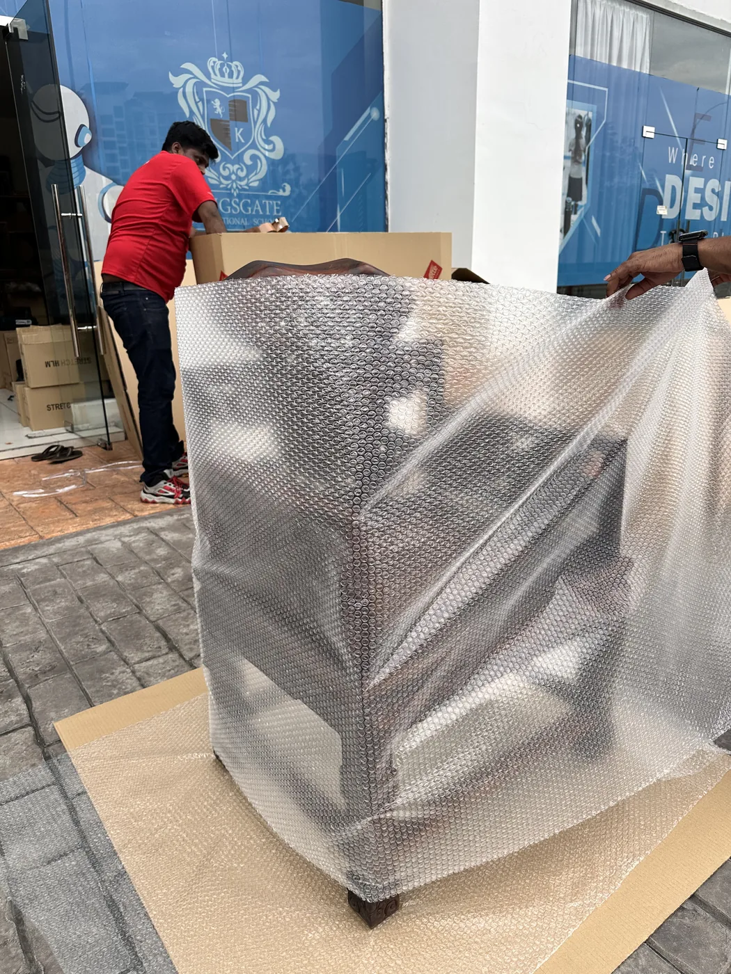 Detailed packing and protection of household goods